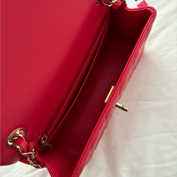 NWT 🖤 CHANEL 24S Red Lambskin Mini Classic Flap Bag - Picture 10 of 16